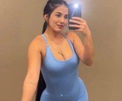 cute latina girl available I wait for your delicious message😘🥰🤤🤤 - Image 1
