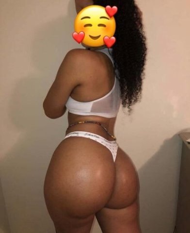 sexy girl call me i'm available - 1