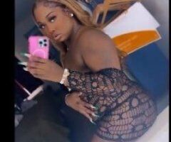 Charlotte escorts - MY THROAT FEELS LIKE PUSSY AND IT NEEDS TO BE FUCKED💦👅