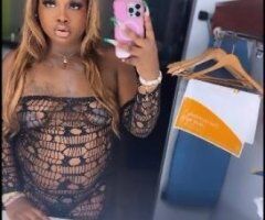 MY THROAT FEELS LIKE PUSSY AND IT NEEDS TO BE FUCKED💦👅 - Image 3