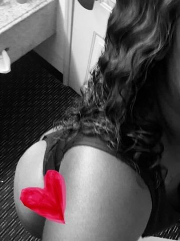 I aim to please ill give you what you need hot horny party friendly - 1