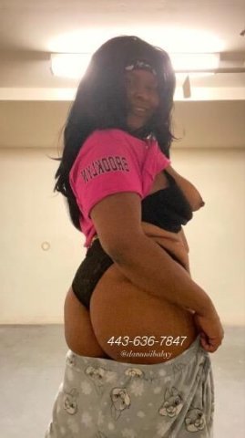 Big or small i serve them all. let have fun daddy😏 OUTCALLS AND CARPLAY ONLY WITH TRANSPORTATION PROVIDED - 1
