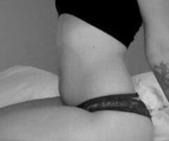 Phoenix escorts - I'm on here to make friends like I'm on Pornhub to watch the plumber fix the sink 😘😉 who wants to come be the plumber **NEW