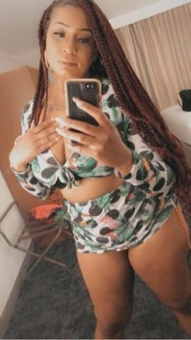 Your Favorite Party Girl Back In Town - 1