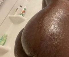 Akron/Canton escorts - chocolate petite thing😛