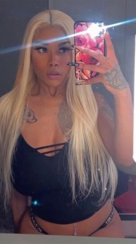 NATURAL BIG BOOB PETITE BARBIE - 1
