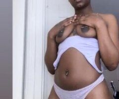 Come see Good Cat with the Wettest pussy in the city - Image 4