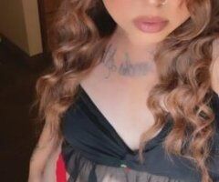 thick latina squirter 💦💦💦ready for some fun 💋✨✨💜💜💜 - Image 5
