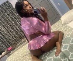 just arriving from Las Vegas somebody show me a good time. Call l now🍆🐱💦💦💦 - Image 3