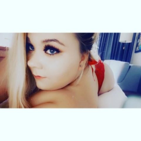 NEW IN TOWN 🍒 💦 NICE ASS 🎂 BOoBS👀👄MIND BLOWING SkILL - 1