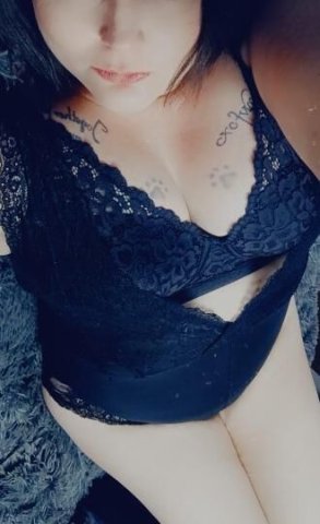 looking for classy mature men outcall! - 1