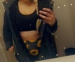 Hey guys I'm doing threesomes today who wants to join - Image 2