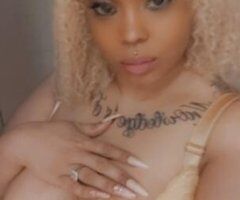 DMV Chick Gone wild.. Fantasy land .. anything goes 🤐 - Image 7
