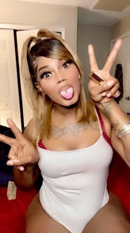 looking to experience something new well im just the girl for u (mtf)trans melbourne palm bay area hmu - 1