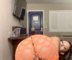 Your all Natural Wet n Tight white girl🥵💦 - Image 5
