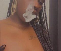 Long Beach escorts - INCALLS/OUTCALL 😜