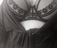 🌹NEW FACE. JUST ARRIVED AND ONLY HERE FOR THE NIGHT SO DONT MISS OUT ON THIS SEXY AND THICK MILF ..AVAILABLE NOW🌹 - Image 5