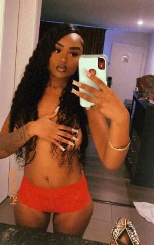 NEW TO TOWN 😘 incall outcall avaliable - 1
