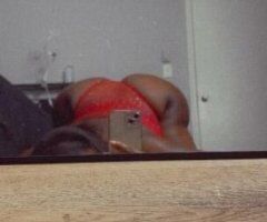 I dont suck dick I SWALLOW IT🤪💦i snatch souls through the peehole😋...Try me😌💋 - Image 2