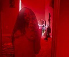 Pittsburgh escorts - Dark petite women ready to please 🍫