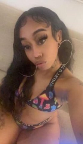 Evening Outcall Session With a Pretty Pornstar 😍 - 1