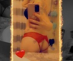 Racine escorts - Cum have some wild freaky fun 💦😘💋