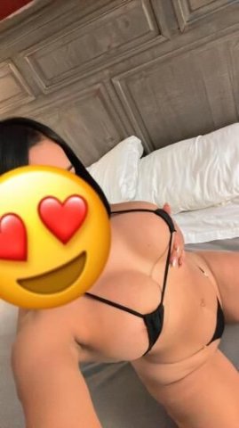 Rubi Latina With big ass🍑 and huge Boobs... Love to Kiss 💦🤤😍💦🍑 - 1
