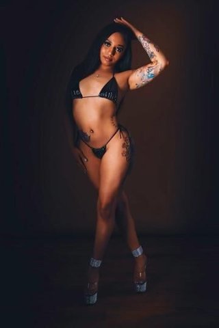 Exotic Cubana👅 - 1
