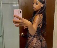 Wet💦 & Warm 💋🏆 ITS JUICY 😩🥰 - Image 1