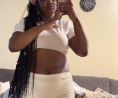 Ms . Wet Wet 🥹 " INCALLS/OUTCALLS " - Image 2