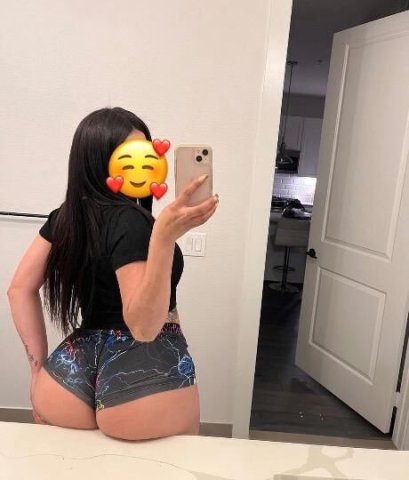 hola amor, estoy disponible para ti, solo esvribeme, soy venezolana🥰🥰 - 1
