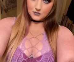 Thick Thighs & Pretty Eyes 😉💦🔥 - Image 2