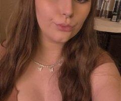 Southern, brown-eyed bombshell available for OUTCALL and INCALL - Image 3