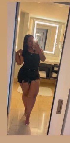 LATINA GIRL AVAILABLE 24/7 - 1