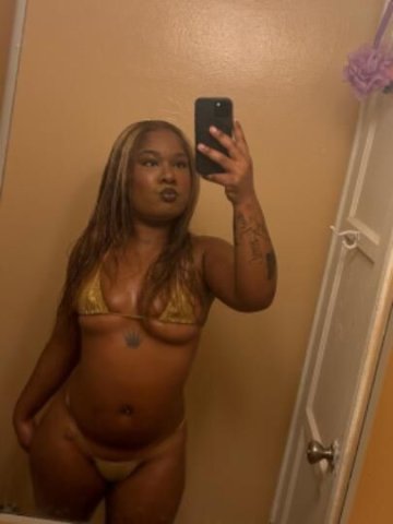hot, young, horny ready for outcall or cardate!!😉💦😍no gagging 😜 - 1