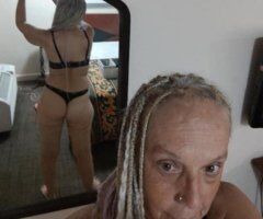 looking for love 💞💞💞 - Image 2
