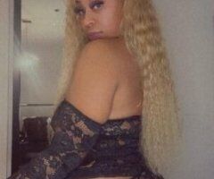 South Coast escorts - Curvy Busty Caramela Ava