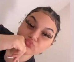 Come See Me 🥰🙈 - Image 2
