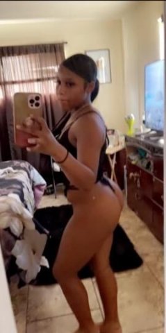 SEXY & PETITE 🍭💦📍 - 1