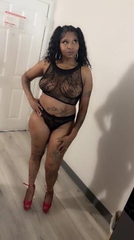 Thick-N- Juicy Freak😝 Sexy & Exotic😈😈 𝒮𝓊𝓅ℯ𝓇 𝒮ℴ𝒶𝓀ℯ𝓇 tight pink kitty☺ 🅜🅐🅢🅢🅐🅖🅔🅢 🅦🅔🅛🅒🅞🅜🅔 - 1