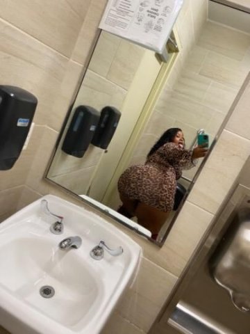 Thiccums ITS MY BIRTHDAYYY BE NICE TO ME 🥳 - 1