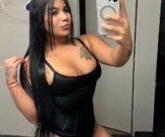 Your Favorite Venezuelan Girl - Image 4