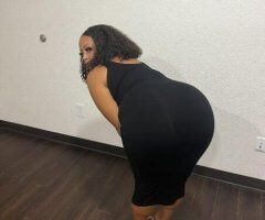 Cute, Thick, & lightskin ✅✅✅ WHAT MORE DO YOU NEED😌 - Image 2