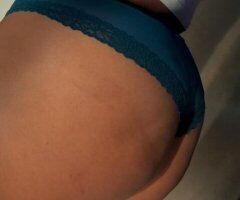 Cute, Thick, & lightskin ✅✅✅ WHAT MORE DO YOU NEED😌 - Image 4