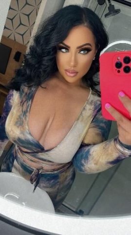 Outcalls and Car Play - 1