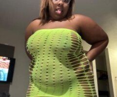 NEW IN TOWN CARAMEL THICKNESS🥰😘😍 BOOK ME - Image 2