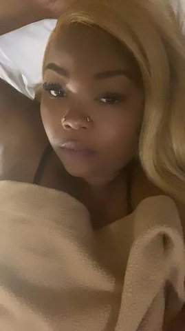 🌹HERE VISITING LEAVING SOON LET ME PUT MY BIG BUTT 🍑AND TIGHT PUSSY ON YOU💦💦 - 1