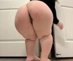 3 foot 11 inch cubby👅good smelling pussy - Image 4