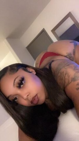 Califronia Bombshell🌴💕 - 1