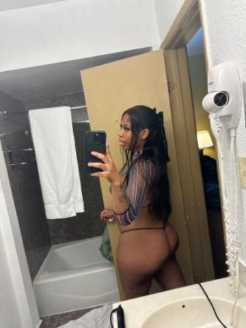 NEW IN TOWN 💋🥰💦💦💦💦BUBBLE BOOTY MIXED Portuguese HERE TO PLEASE YOU BABY (FACETIME VERIFY ME) 🇵🇹😘❤️💋💦💦💦 - 1